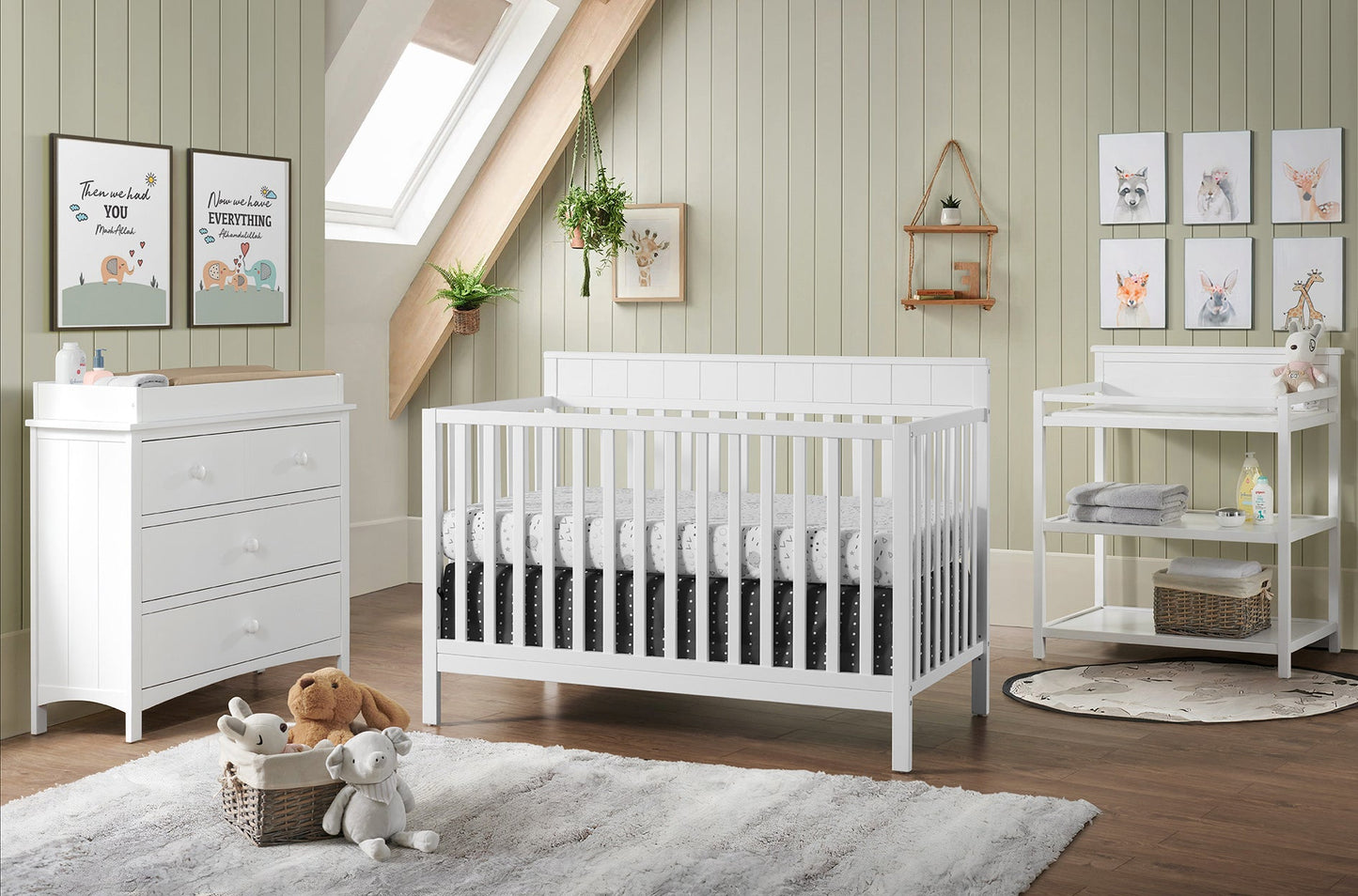 Logan 4 in 1 Convertible Crib